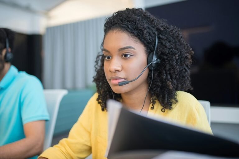 24 7 business helpline available